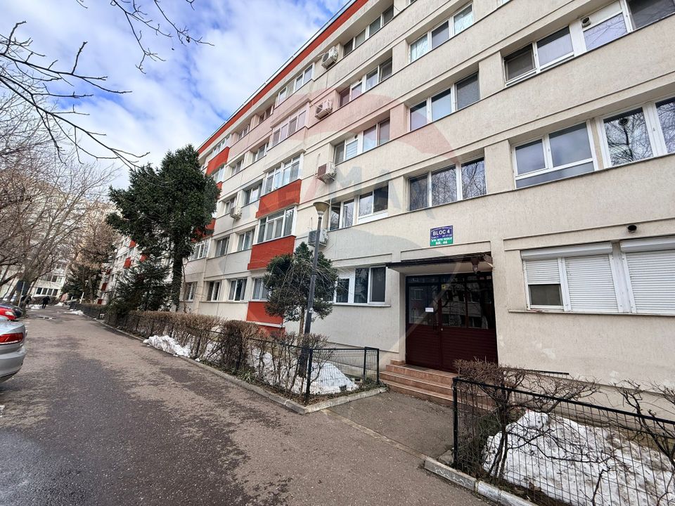Apartament de vânzare | 2 camere | Bloc anvelopat,  Piata Sudului