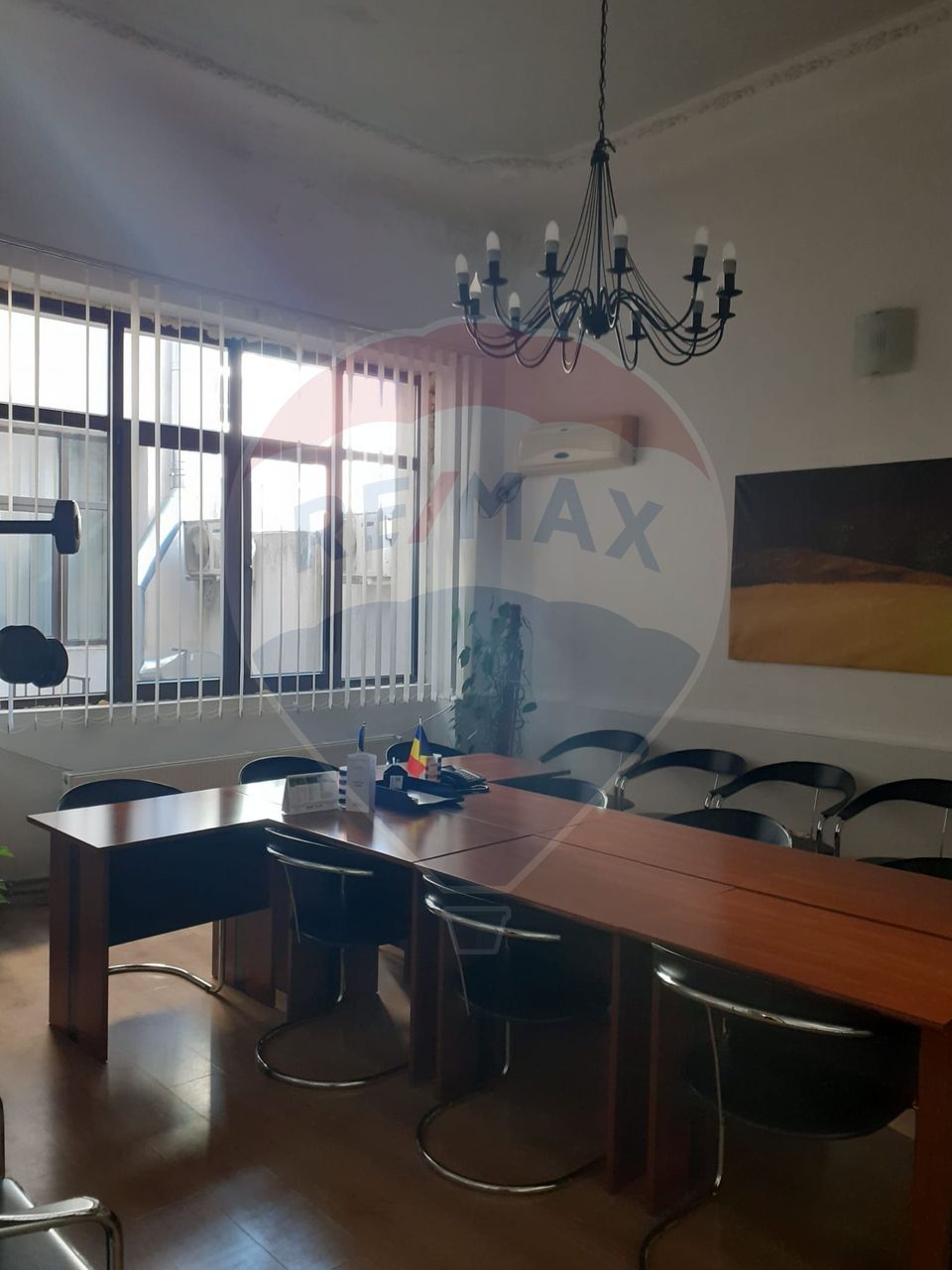 Casă D+P+E+M | 816 mp utili, 5 locuri parcare, Regina Maria