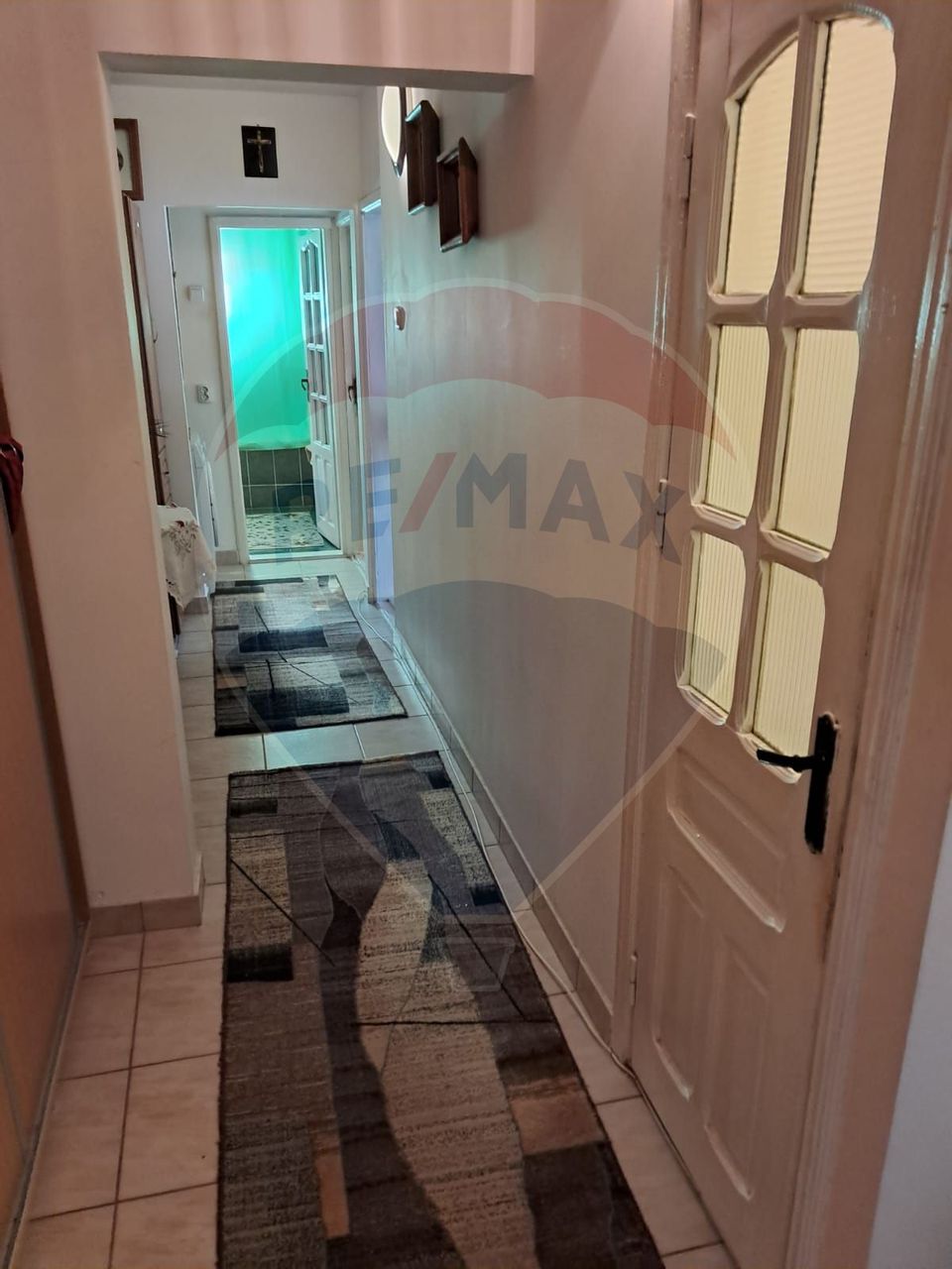 Apartament cu 3 camere de vânzare în zona Obcini