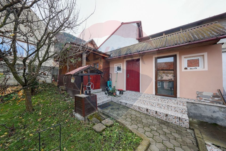 Casă cu 5 camere si curte, de vânzare, zona Centrul Istoric!