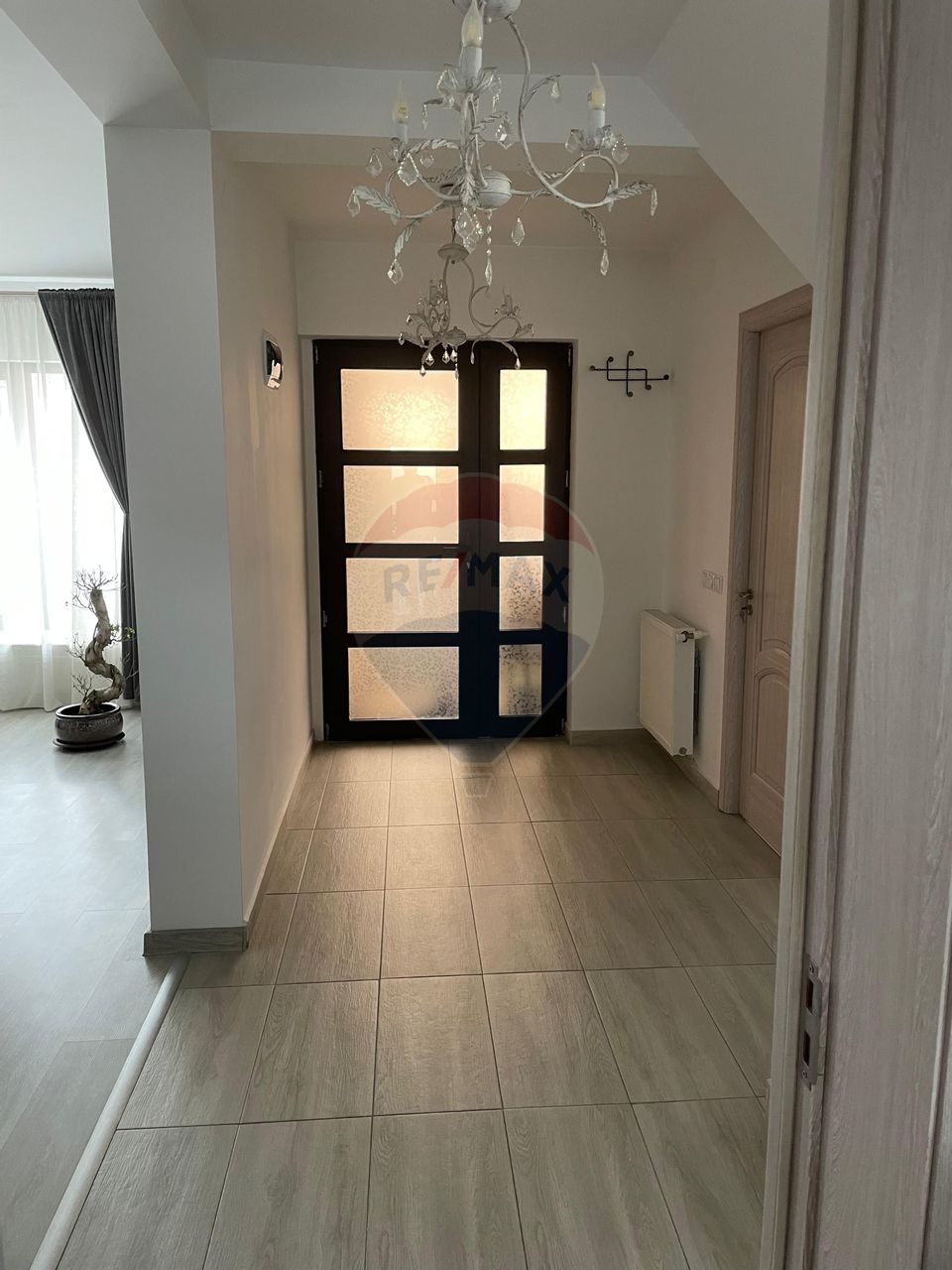 5 room House / Villa for sale, Romanesti area