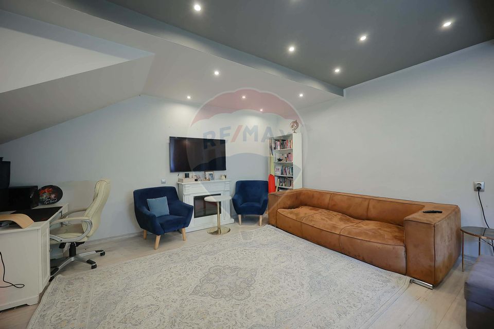 De vânzare casă în zona Nufarul