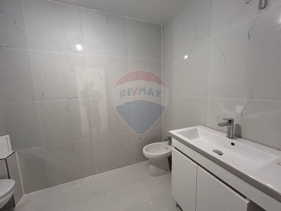 Casă / Vilă cu 5 camere de vânzare