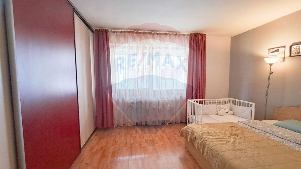 Apartament cu 2 camere de vânzare în zona Buna Ziua