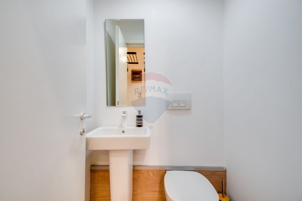 3 room apartment 112 sqm for sale Marriott 13 September block 2007