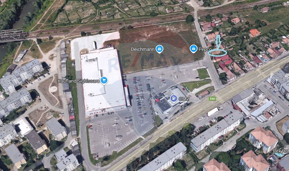 72sq.m Commercial Space for sale, Est area