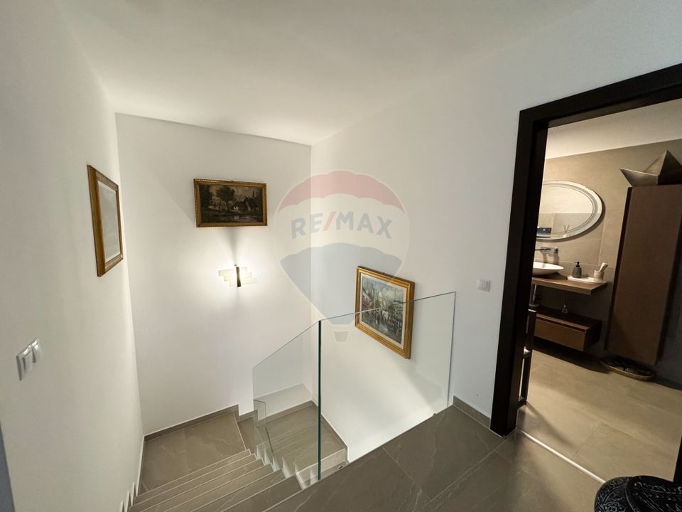 4 room House / Villa for sale