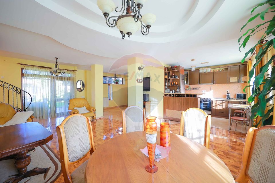 4 room House / Villa for sale, Central area