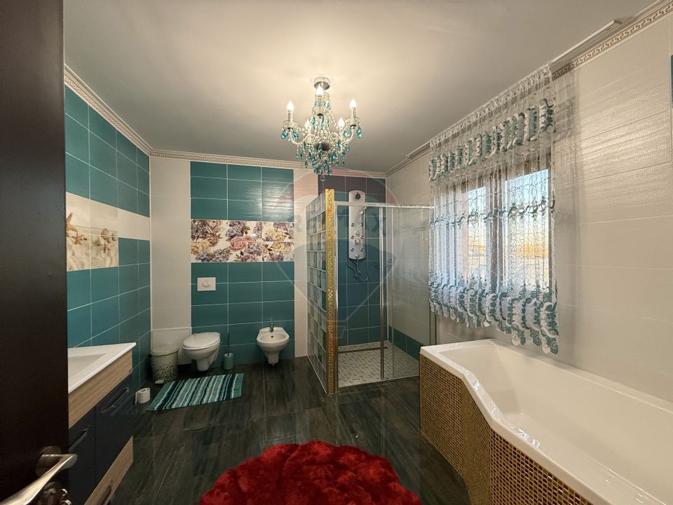 5 room House / Villa for sale