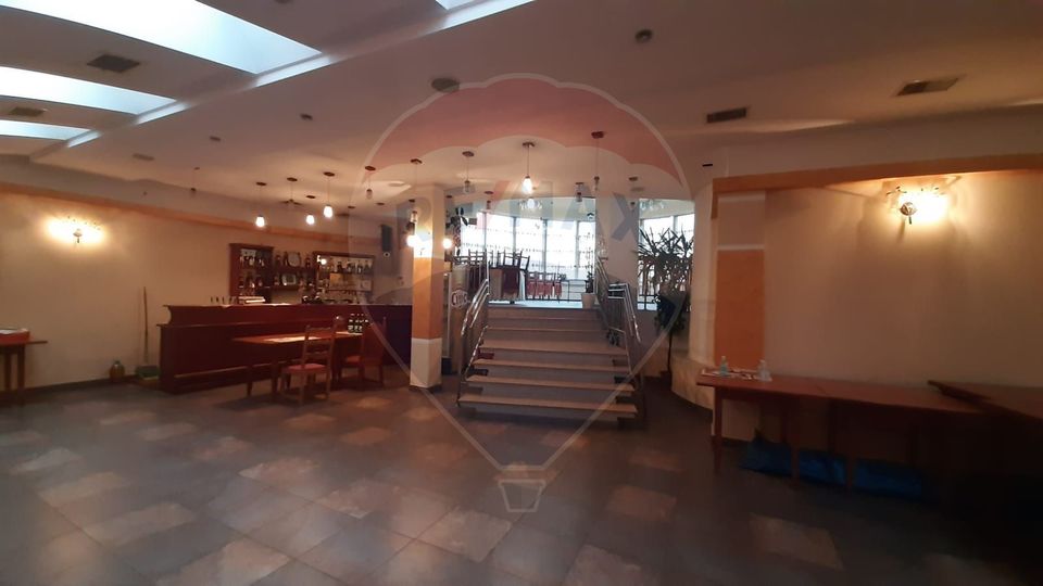 Spațiu comercial de 366mp de închiriat în zona Ultracentral