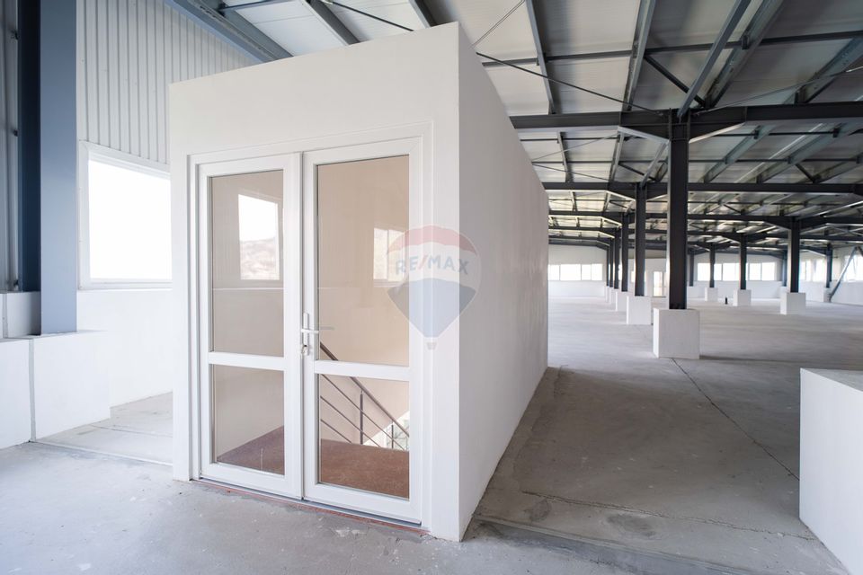 1,112sq.m Office Space for rent, Galata area