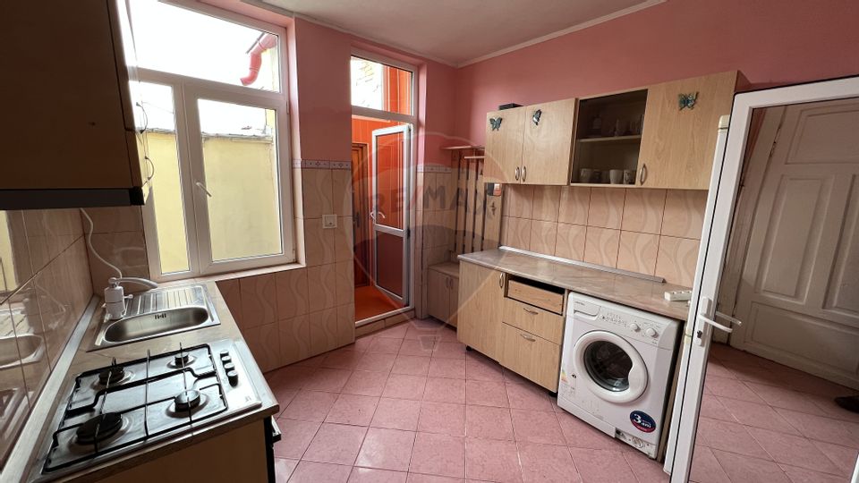 3 room House / Villa for sale, Port area