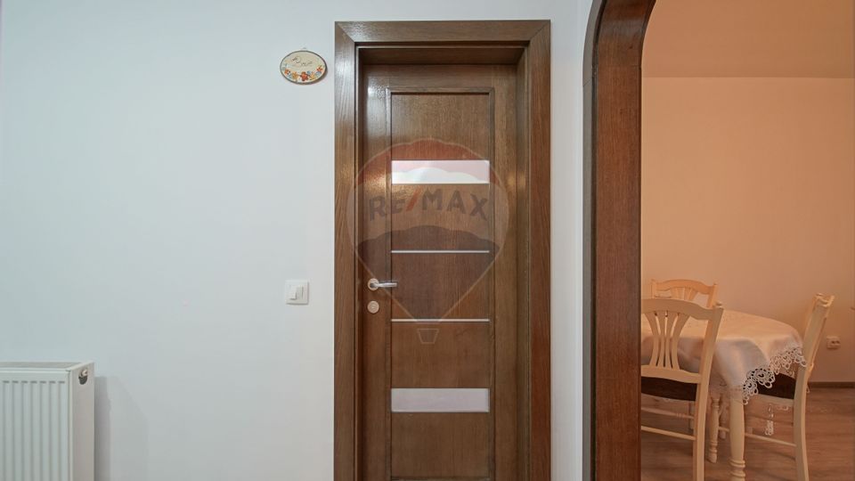 Apartament cu 2 camere decomandat cu gradina- Sanpetru