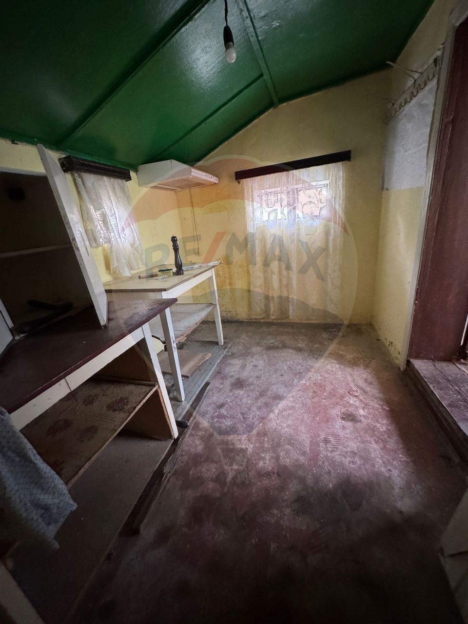 Casă / Vilă cu 3 camere în Răchitosu