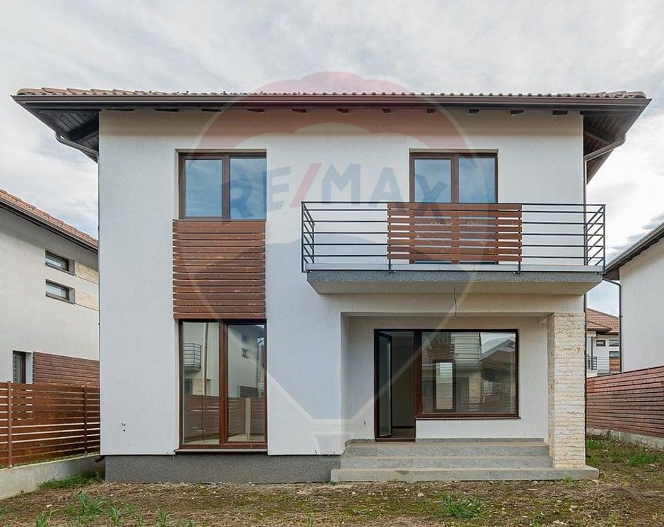 COMISION 0% Casa moderna 4 camere, 300 mp teren, Ghimbav Residence