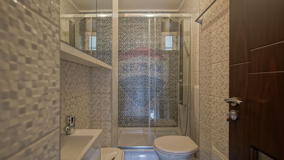 Comision zero! Apartament cu 3 camere de vânzare în zona Grivitei