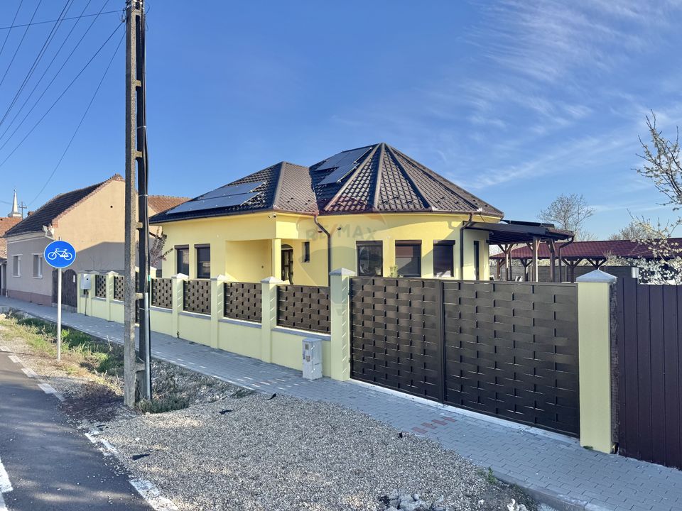 4 room House / Villa for sale