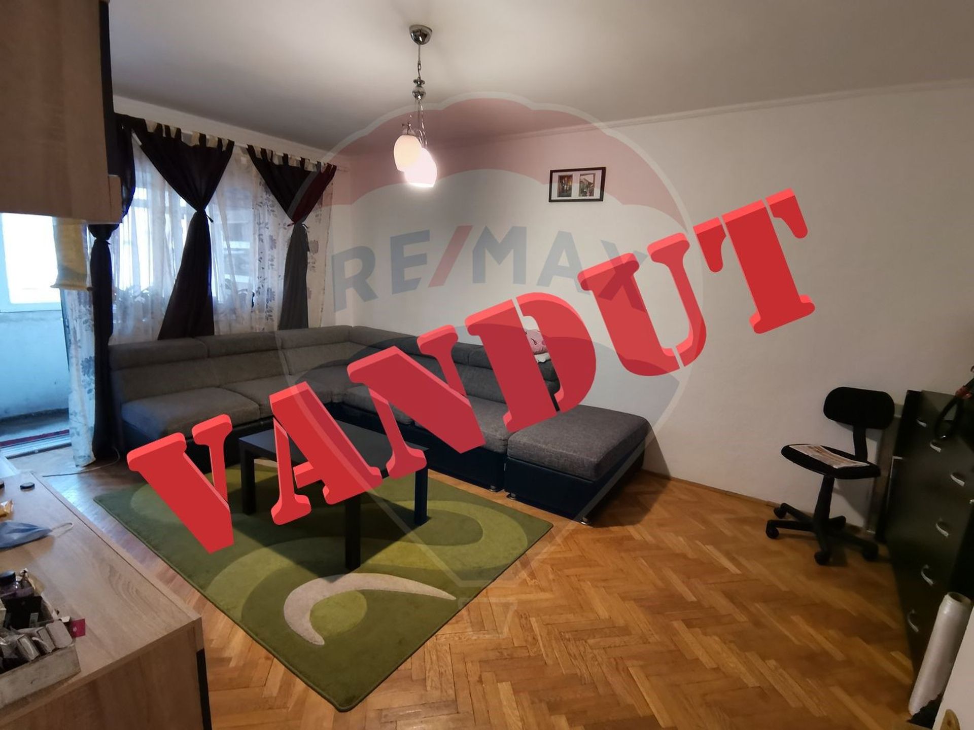 Apartament 3 camere vanzare in bloc de apartamente Vrancea, Focsani, Ultracentral