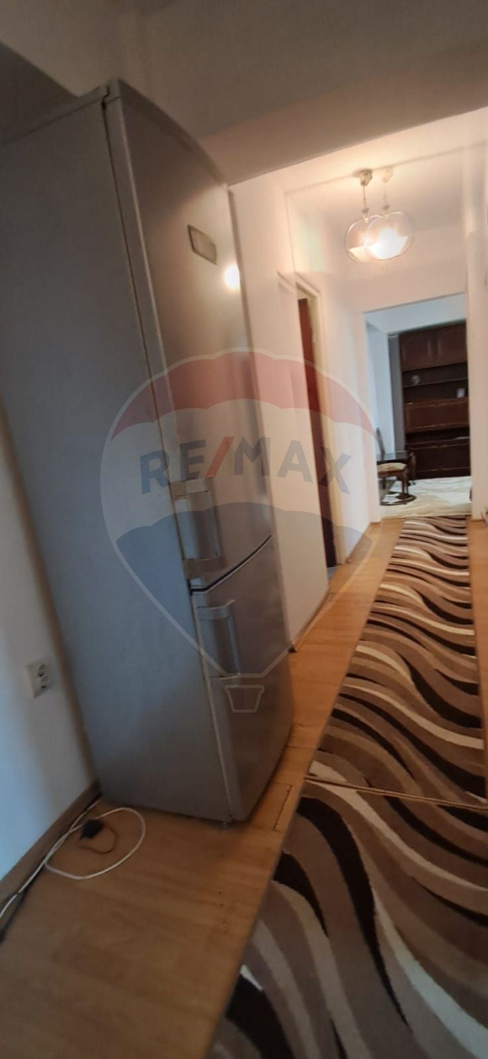 4 room Apartment for rent, P-ta Victoriei area