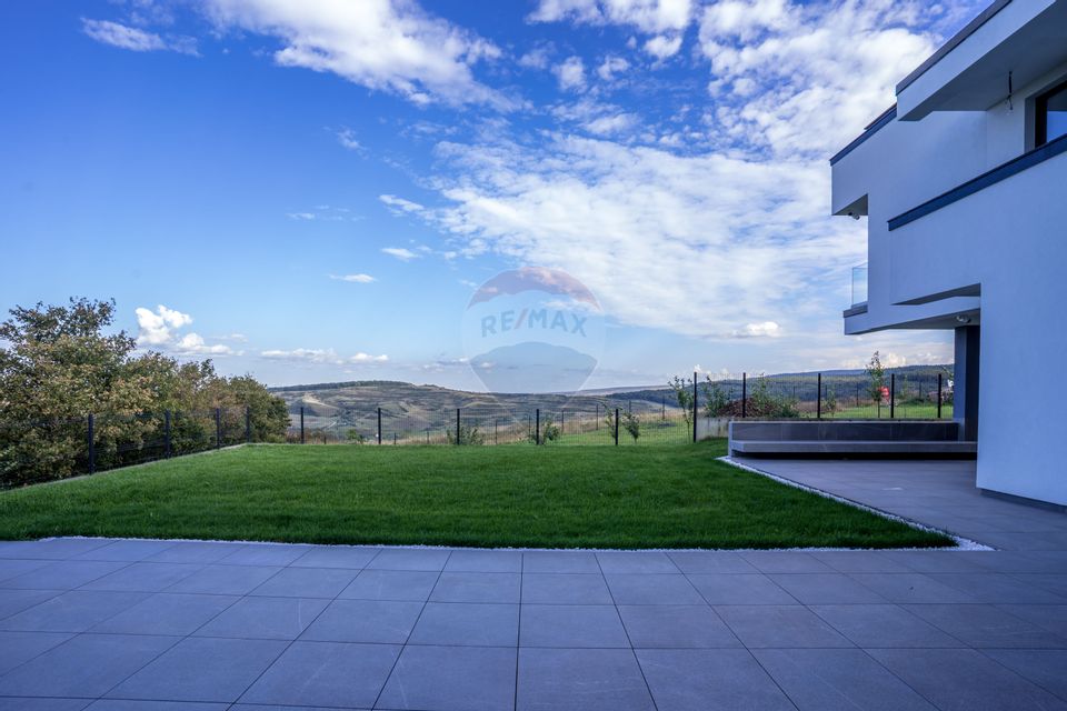 9 room House / Villa for sale, Borhanci area