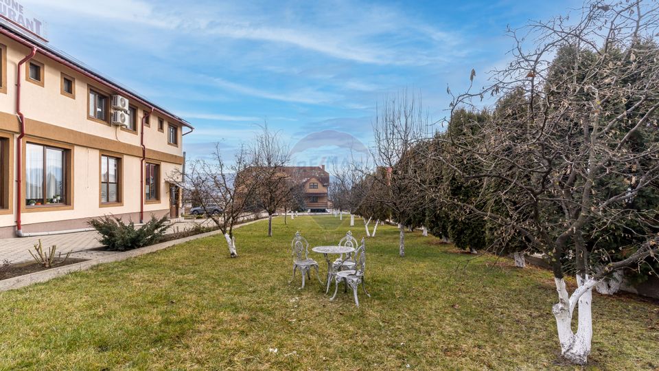 16 room Hotel / Pension for sale