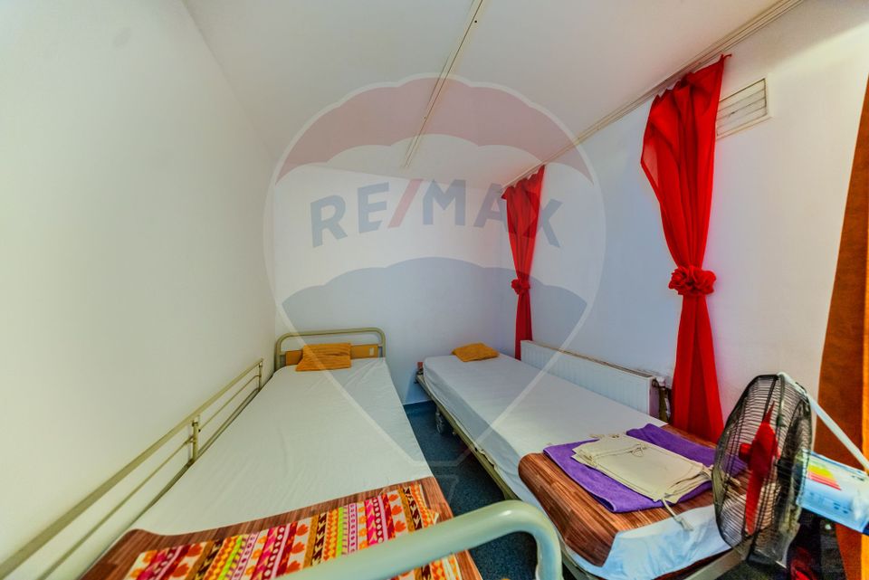 23 room Hotel / Pension for sale