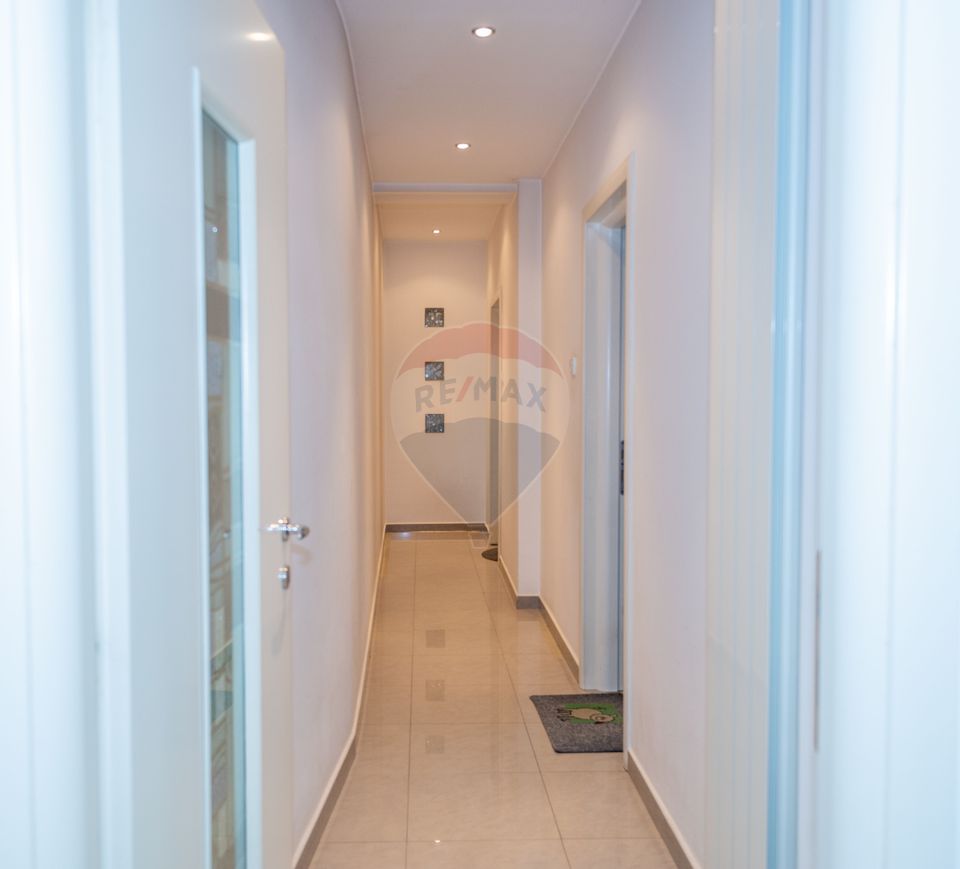 Parter de vila / casa 3 camere, curte Ferdinand Foisor