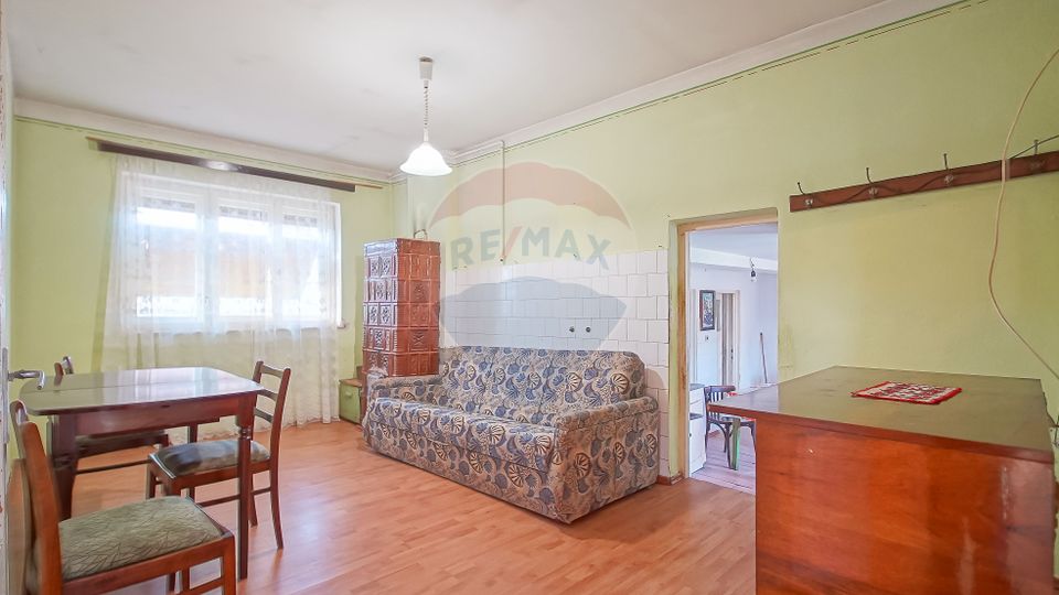 6 room House / Villa for sale