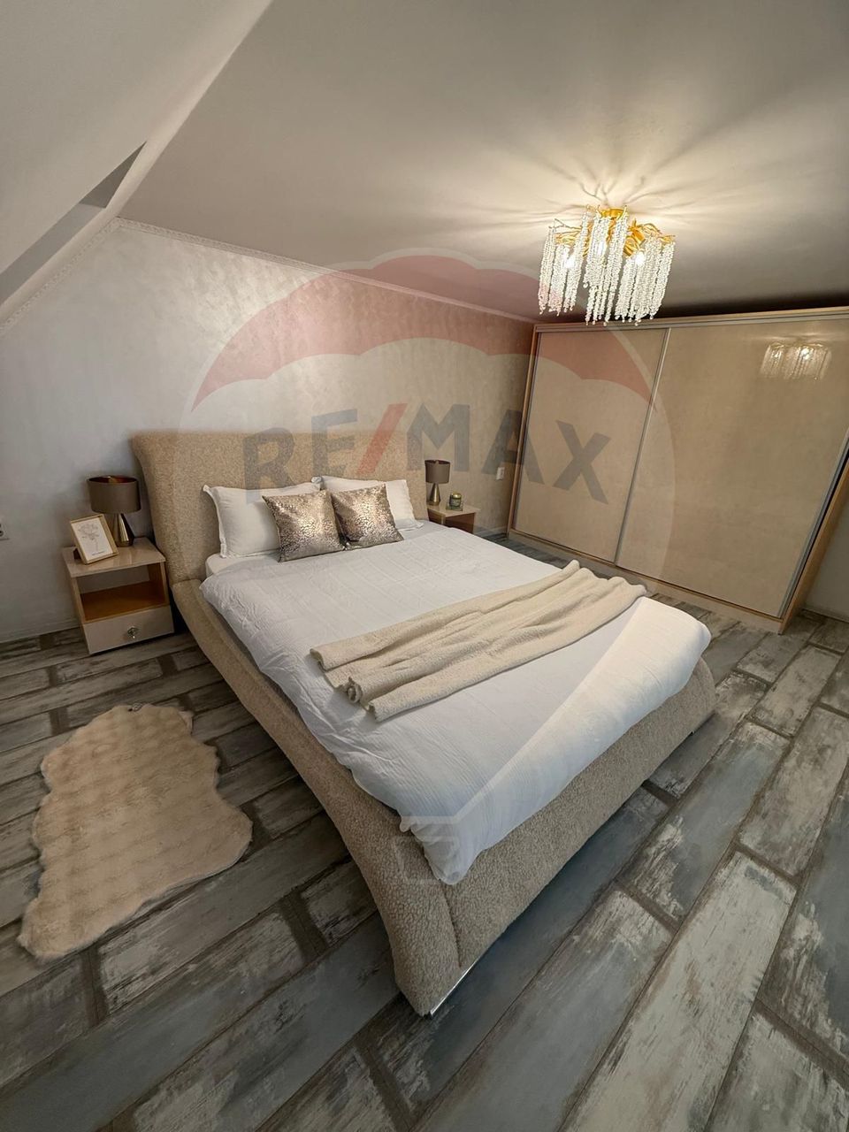 3 room Apartment for sale, Tractorul area