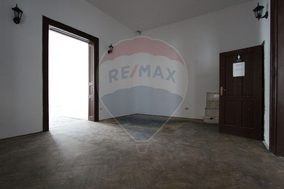 9 room Apartment for sale, Ultracentral area