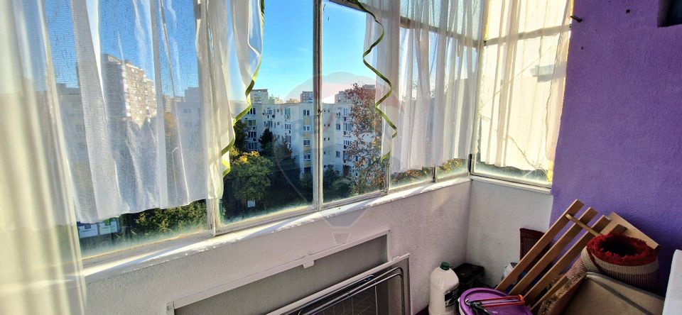 Inchiriere Apartament 2 camere, centrala, semidecomandat, zona Lebada