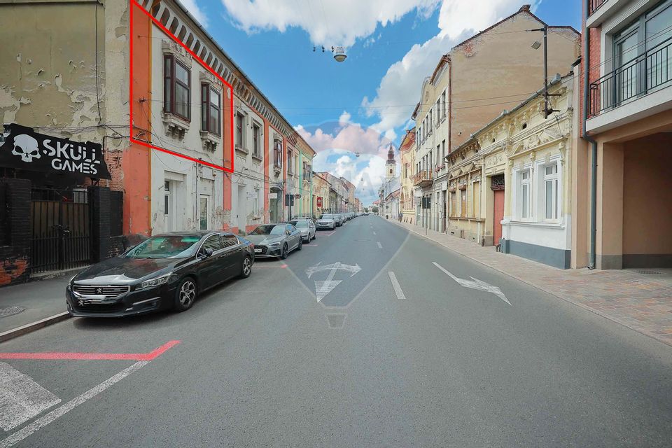 De vânzare apartament 1 cameră, ultracentral cu loc de parcare