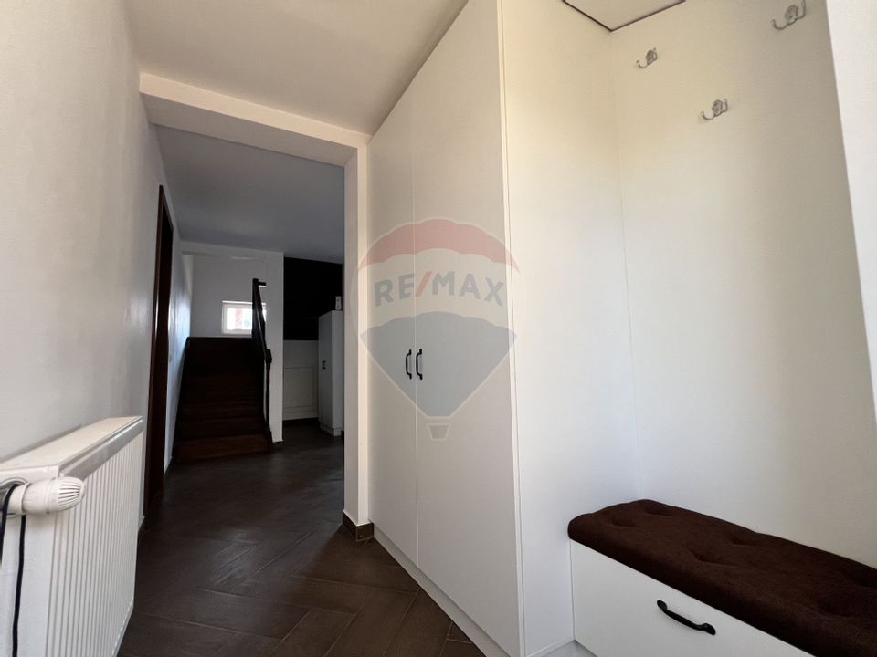 Casă de vânzare – Comuna Berceni, Strada ZânelorCasă / Vilă