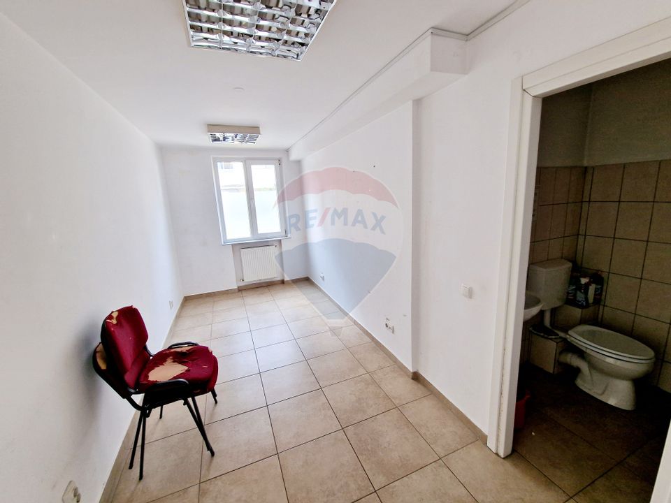 60sq.m Commercial Space for rent, Precista area