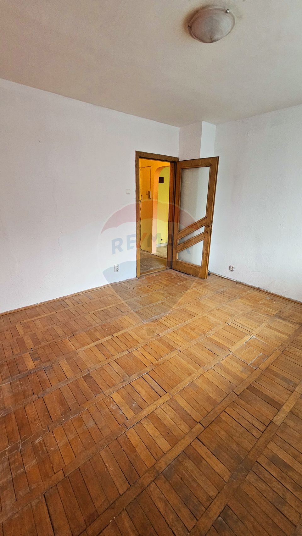 Apartament cu 1 camere de vânzare în zona Maratei