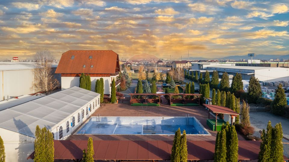 HOTEL,PISCINA SI CORT DE EVENIMENTE | 18080 MP TEREN | GRIVITEI BRASOV