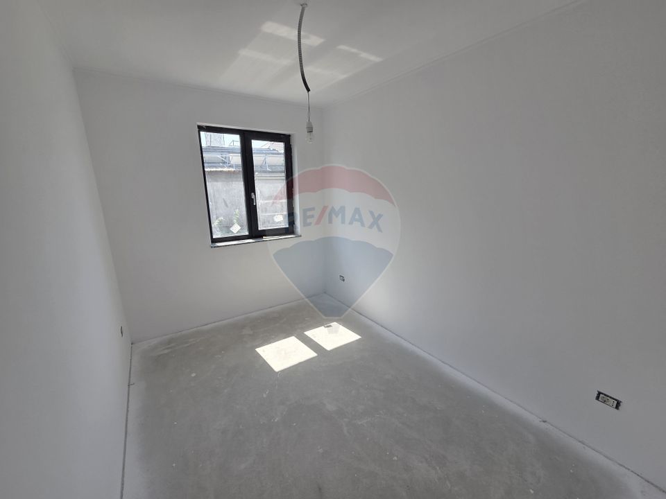 Casa Golesti, Comision 0%