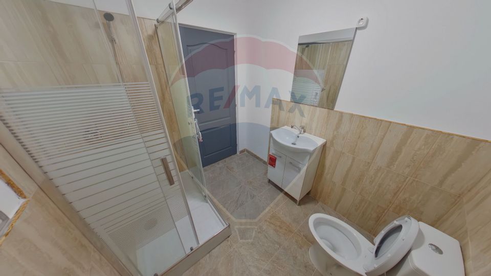 Casă / Vilă cu 3 camere de vânzare în zona Central