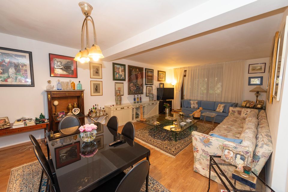 3 room Apartment for sale, Decebal area