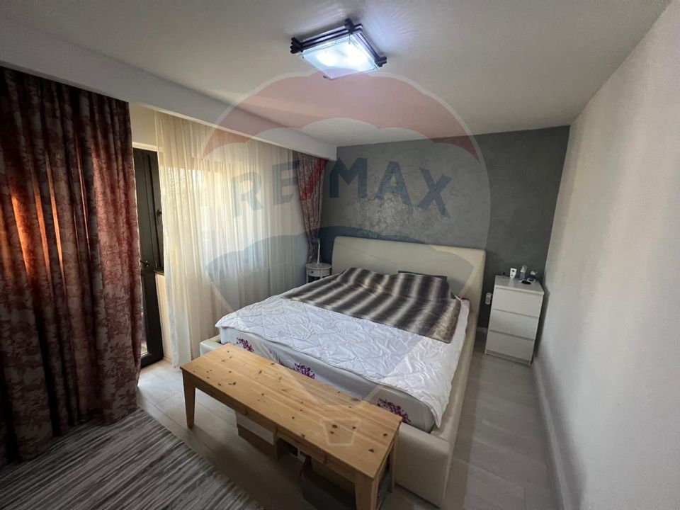 Apartament cu 3 camere în zona Tineretului