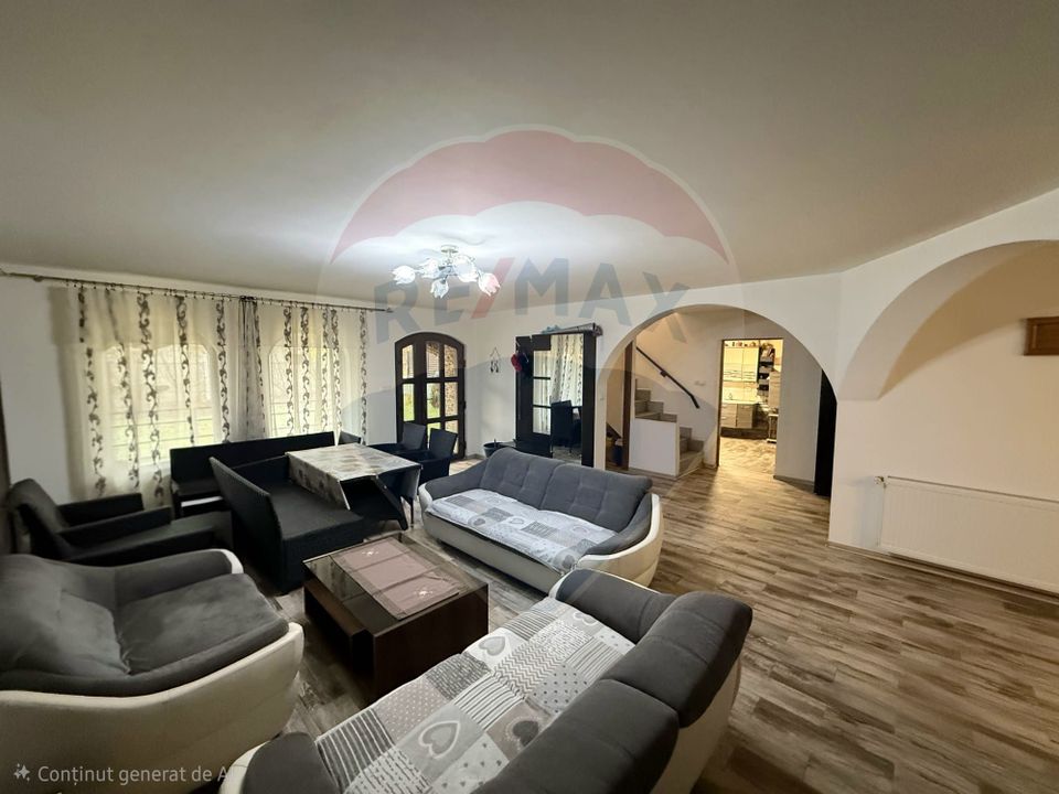 Casă / Vilă cu 5 camere de vânzare