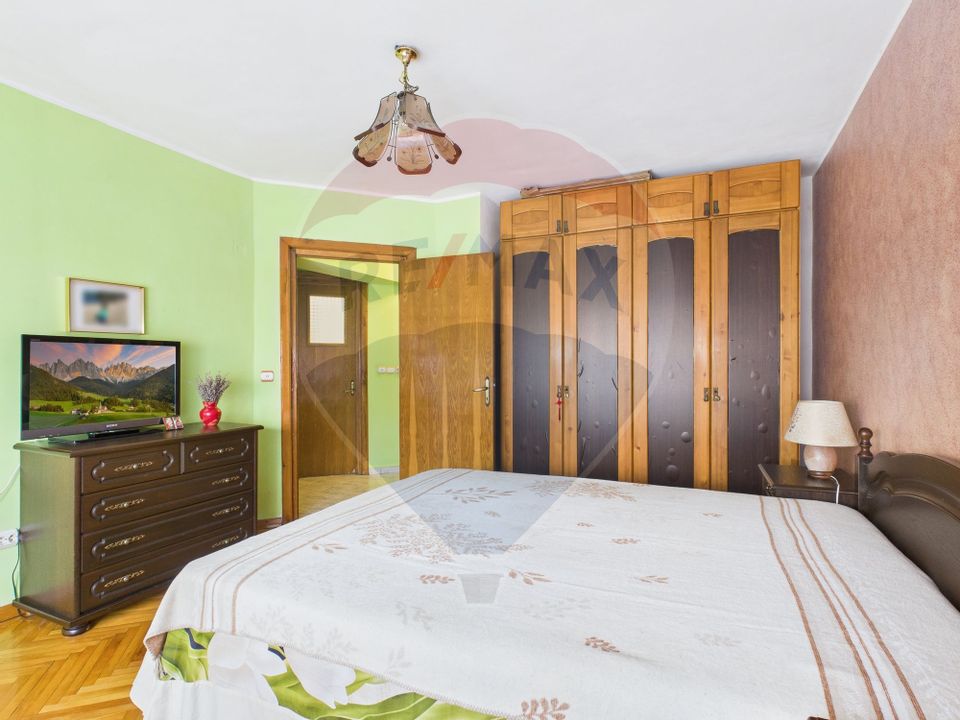Apartament deosebit de 4 camere zona Decebal - Piata Alba Iulia