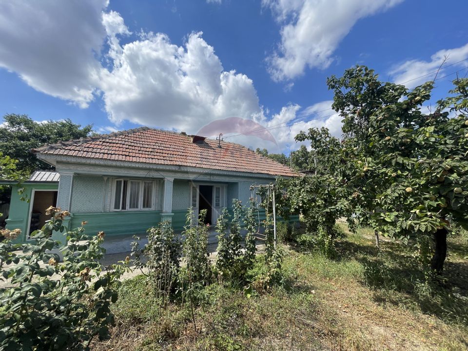 Casă cu teren Haret