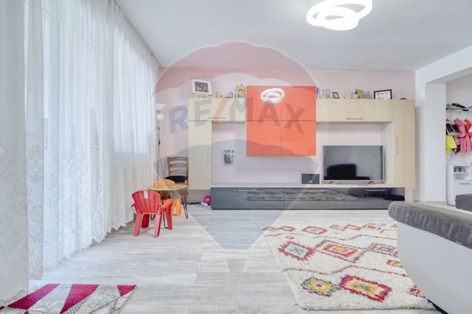 2 room Apartment for sale, Tractorul area