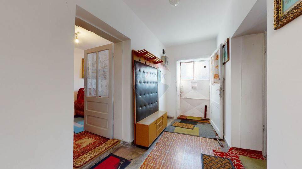 REZERVATA! Casă cu 3 camere, terasă, pod mansardabil, Centrul Istoric