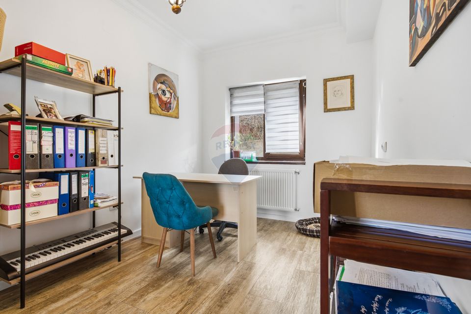 9 room House / Villa for sale