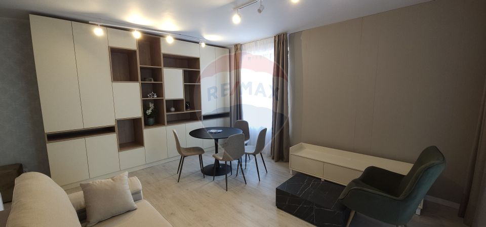 Apartament cu 3 camere de vanzare in Bucuresti