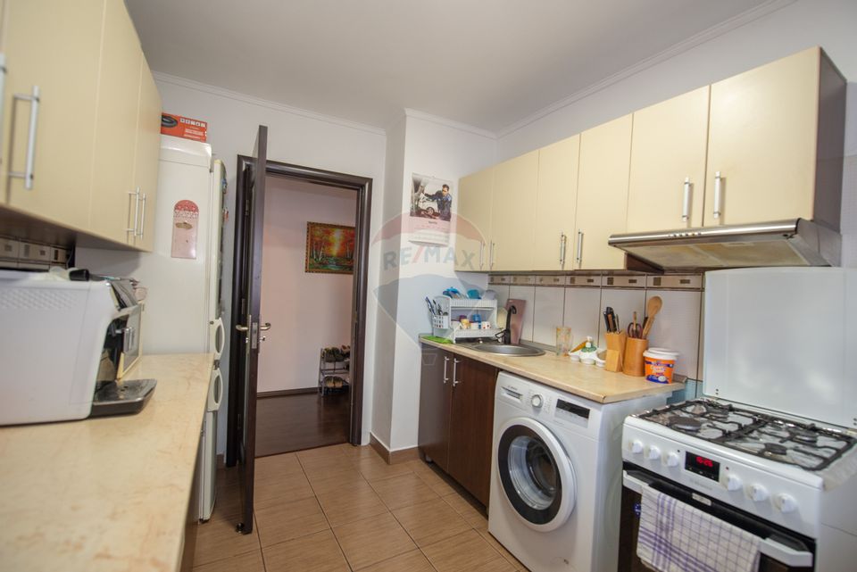 Apartament de vanzare 4 camere Buzoieni Rahova