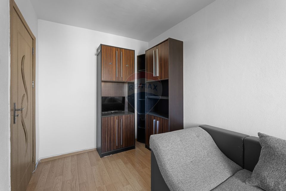 Apartament de vanzare cu 4 camere- Comision 0%- zona Banu Maracine