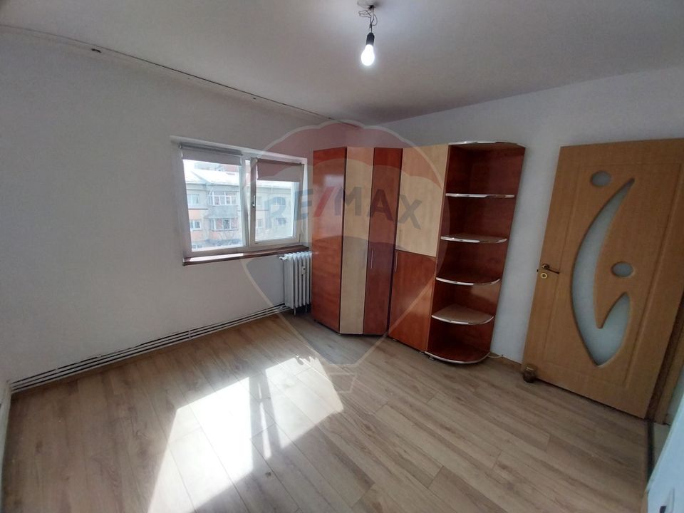 2 room Apartment for sale, Rovine area